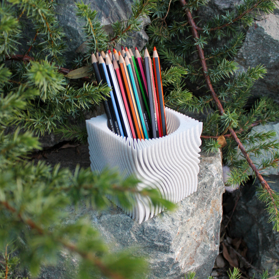 Minimalist Swirly Cube Pen Cup